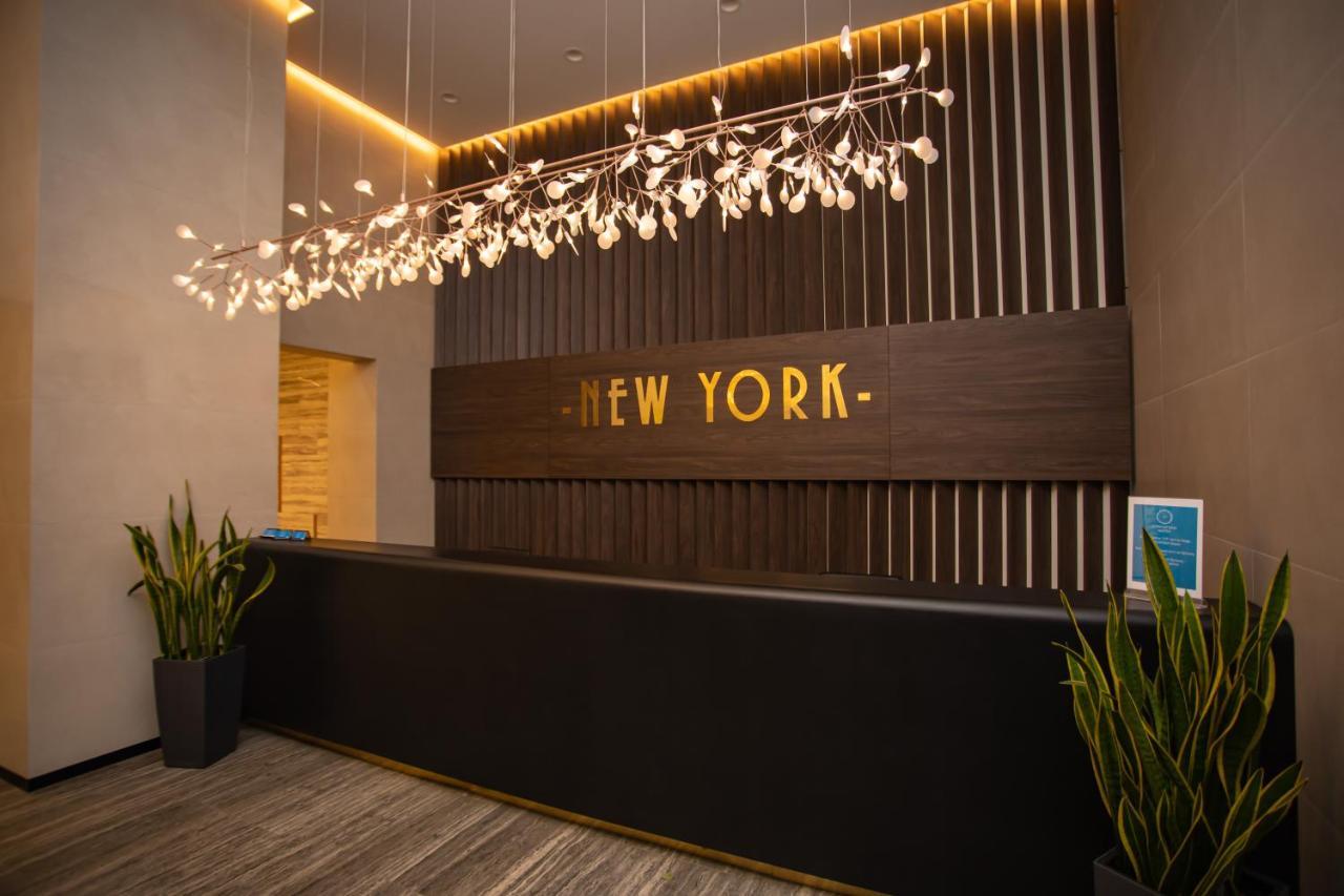 Petrovdom 13-141 In Rc New York Concept House With Bathroom Киев Экстерьер фото