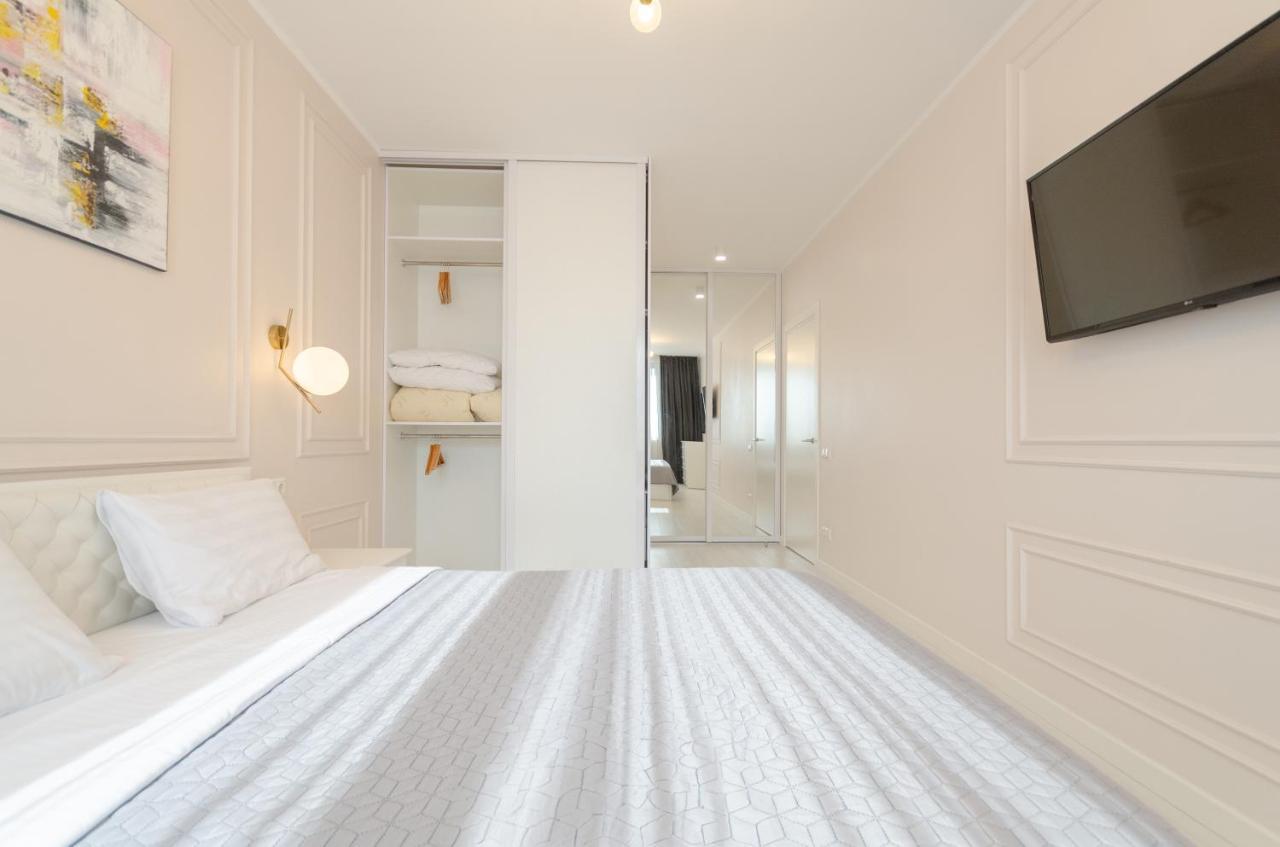 Petrovdom 13-141 In Rc New York Concept House With Bathroom Киев Экстерьер фото