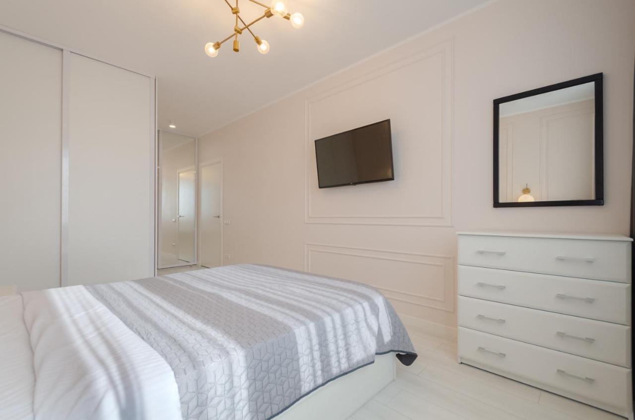Petrovdom 13-141 In Rc New York Concept House With Bathroom Киев Экстерьер фото