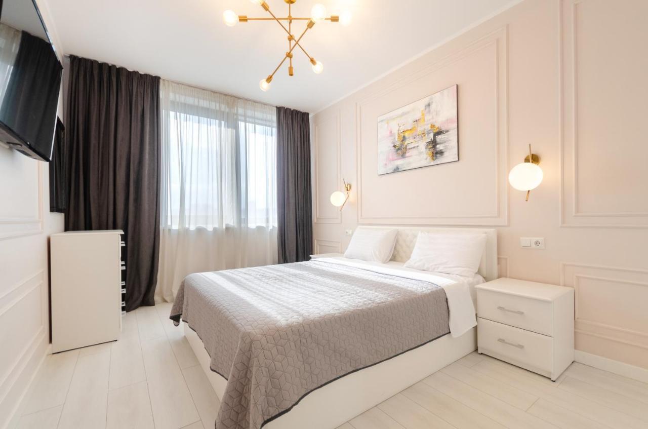 Petrovdom 13-141 In Rc New York Concept House With Bathroom Киев Экстерьер фото